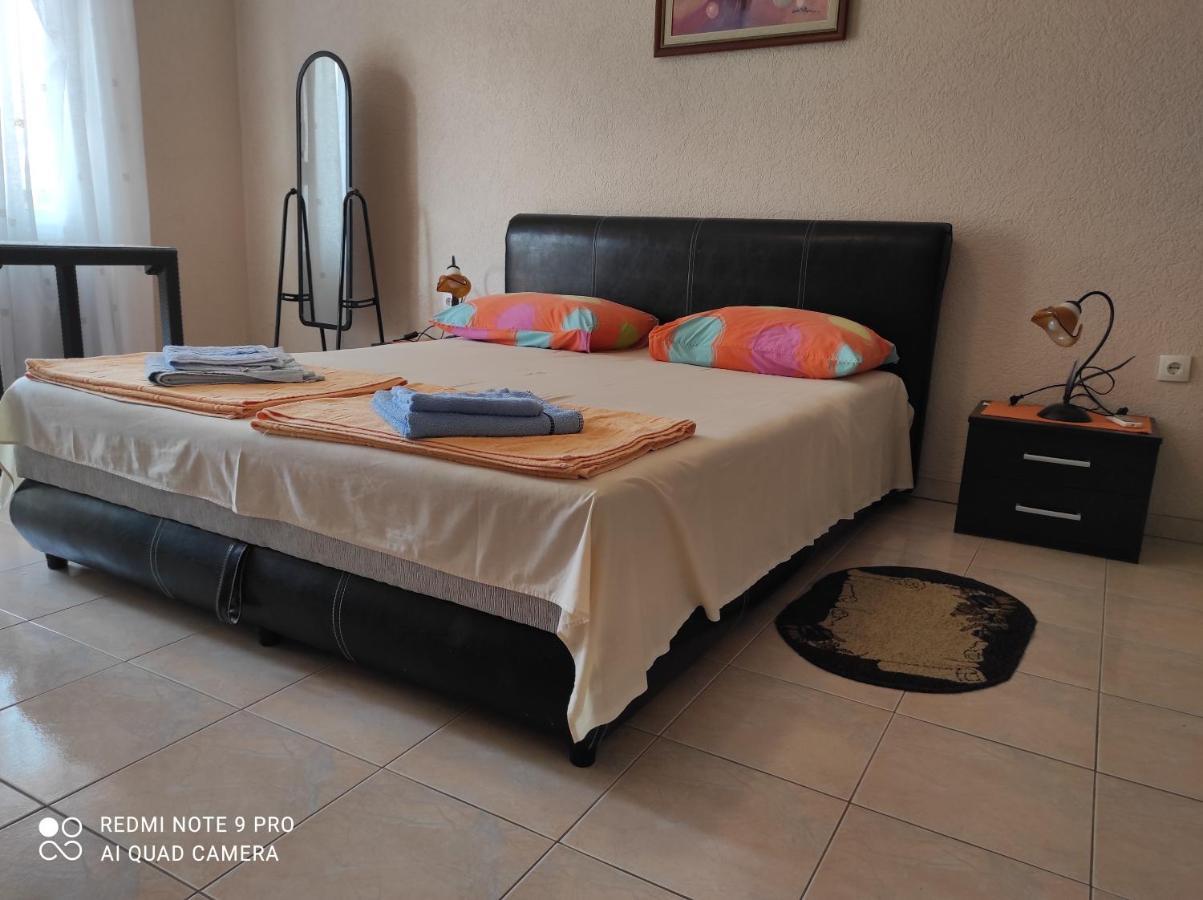 Petrovac Apartments Anne מראה חיצוני תמונה