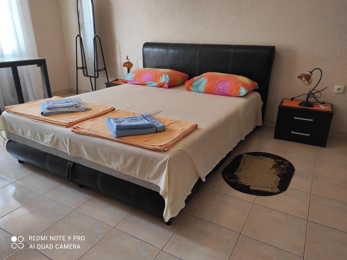 Petrovac Apartments Anne מראה חיצוני תמונה