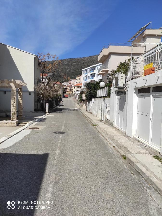 Petrovac Apartments Anne מראה חיצוני תמונה