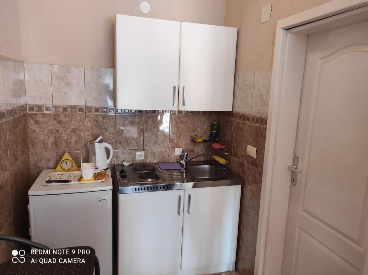 Petrovac Apartments Anne מראה חיצוני תמונה