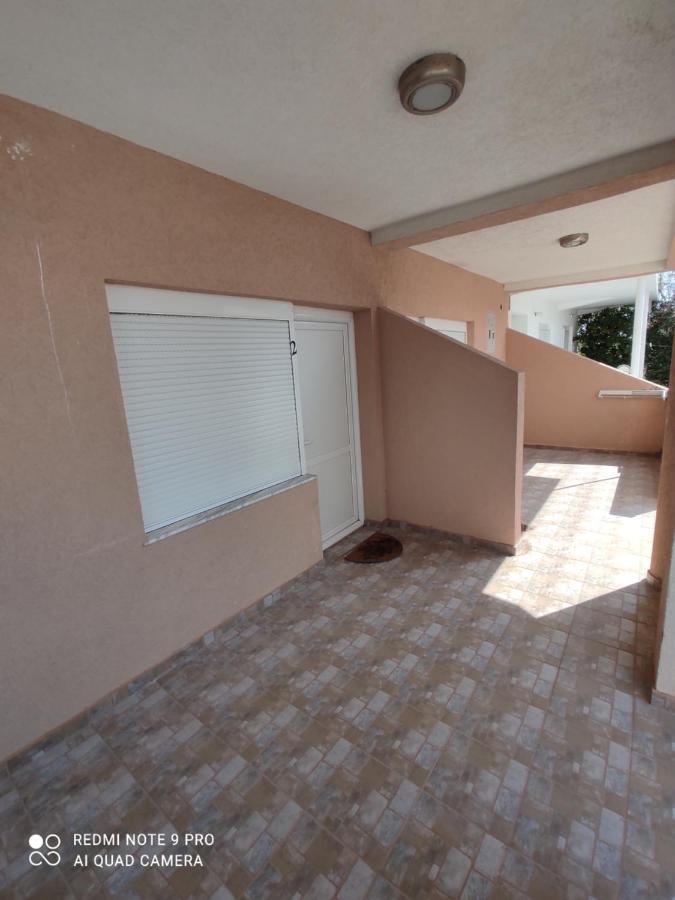Petrovac Apartments Anne מראה חיצוני תמונה